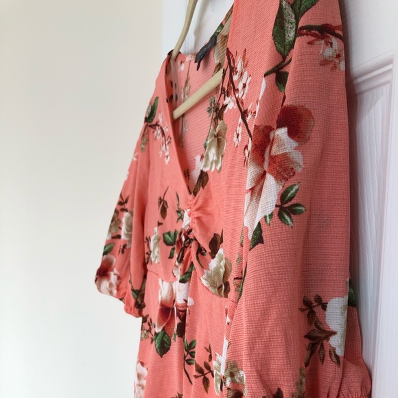 Salmon Coloured Floral Print Peplum Top - Picture 4 of 6